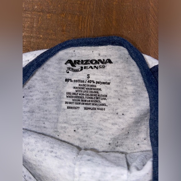 BUNDLE Small men’s casual and dress shirts - Picture 3 of 16